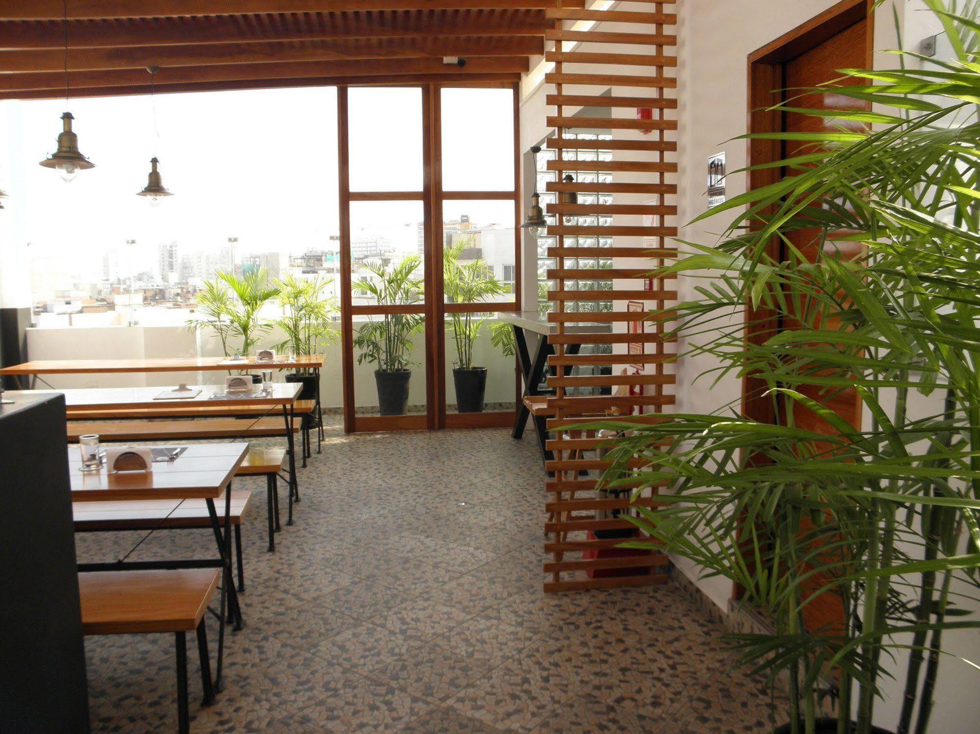 The Point Miraflores, Lima Exterior photo